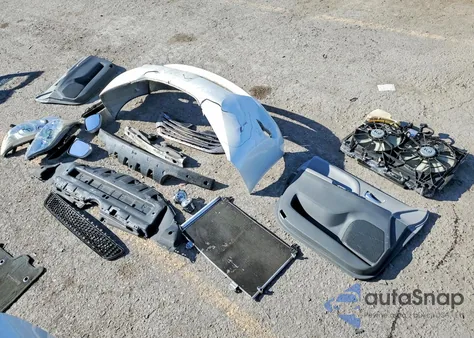 2017 Toyota Sienna Xle z USA, uszkodzony, nr VIN 5TDYZ3DC1HS839341